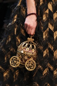 dolce-and-gabbana-fall-winter-2016-17