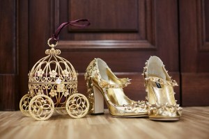 dolce-and-gabbana-fall-winter-2016-17